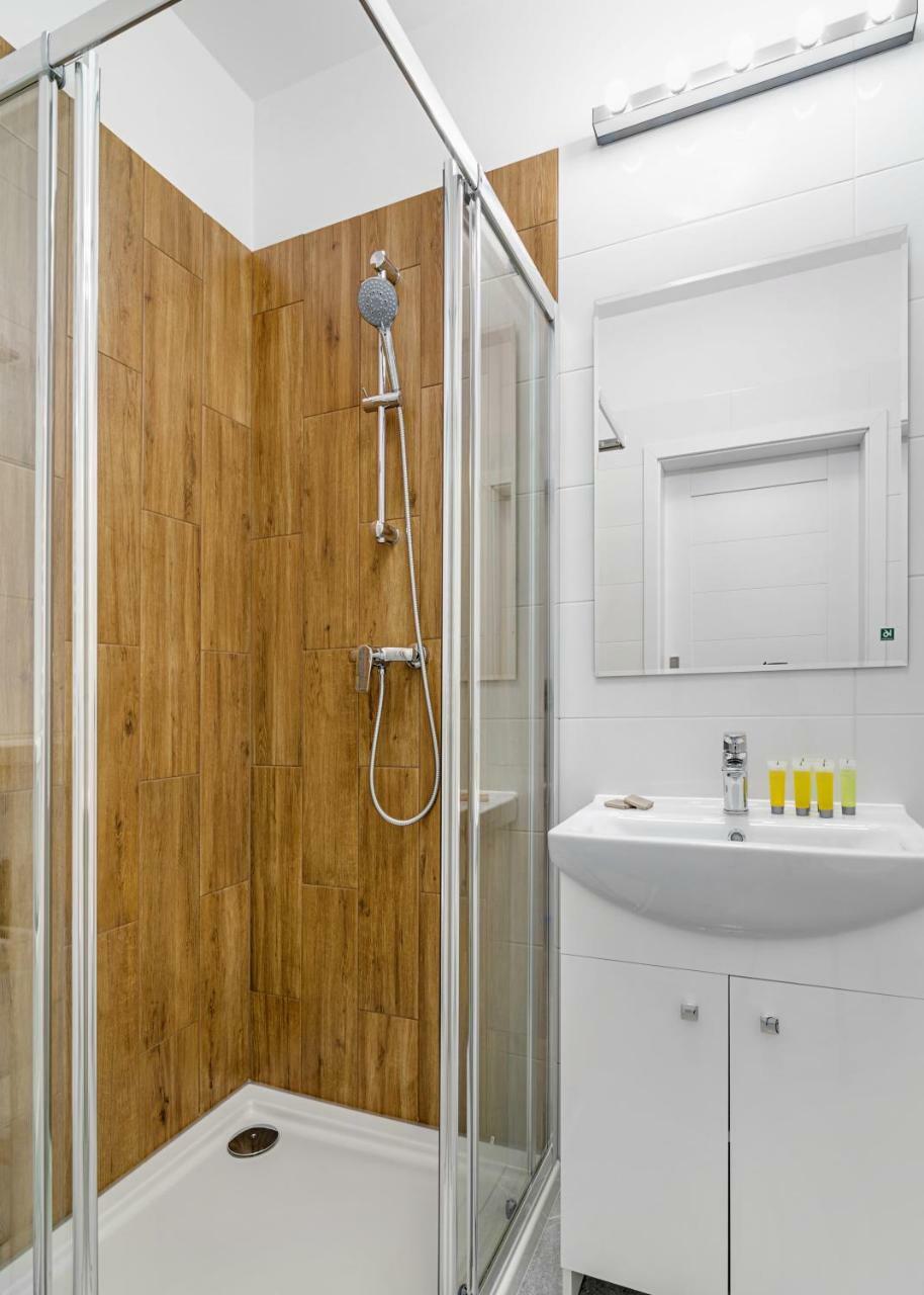 Warszawa-Wlochy Brilliant Apartment Ngoại thất bức ảnh