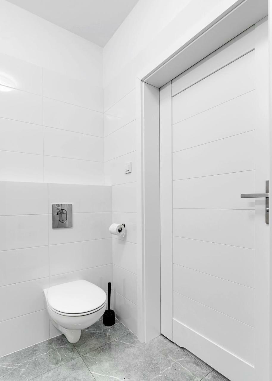 Warszawa-Wlochy Brilliant Apartment Ngoại thất bức ảnh