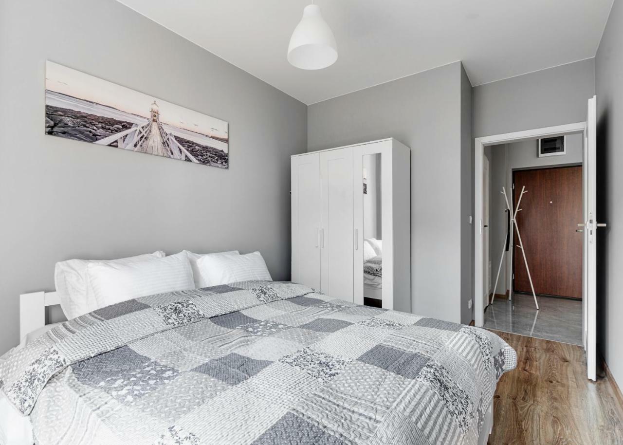Warszawa-Wlochy Brilliant Apartment Ngoại thất bức ảnh